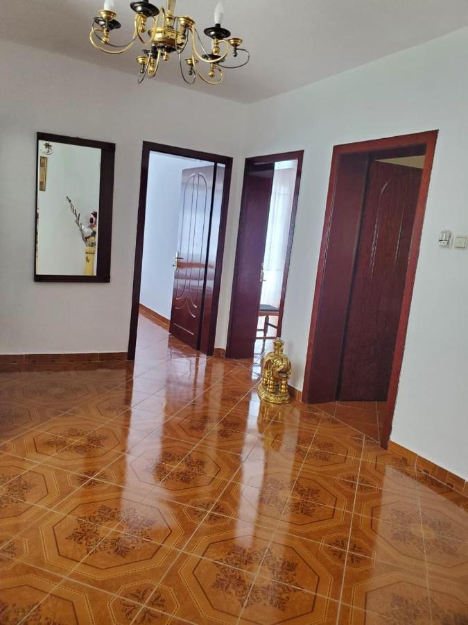 Lake Ohrid Guesthouse "Villa Valentina" Pogradec Eksteriør bilde